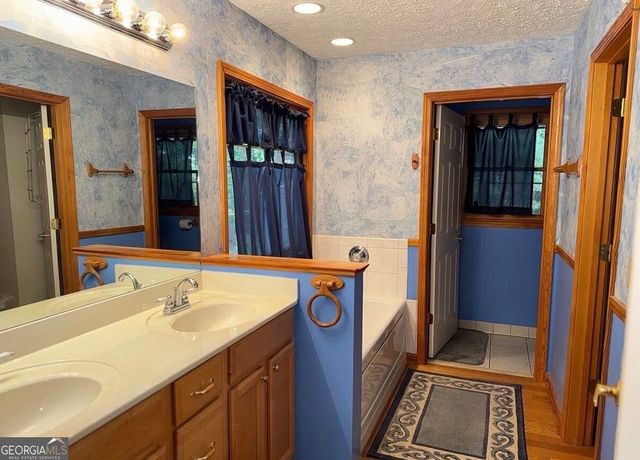 25 Pacer Court, Ellijay, GA 30540