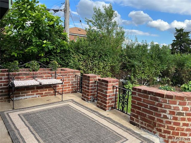 6413-6415 Bradley Avenue, St Louis, MO 63139