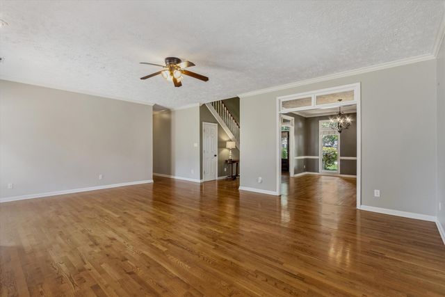 1030 COURTFIELD CV, Collierville, TN 38017