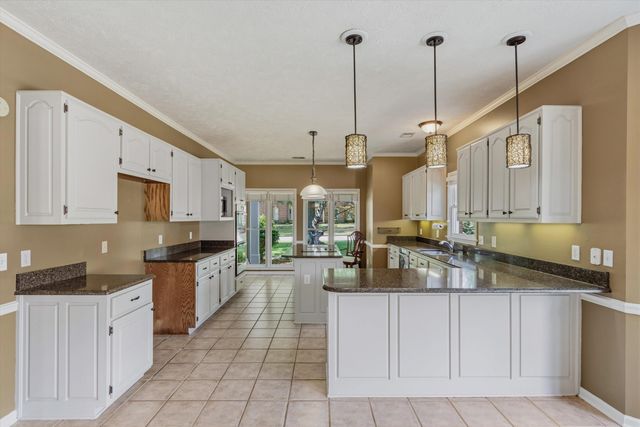 1030 COURTFIELD CV, Collierville, TN 38017