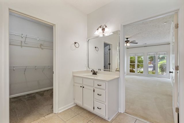 1030 COURTFIELD CV, Collierville, TN 38017