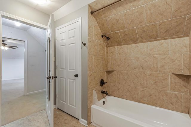 1030 COURTFIELD CV, Collierville, TN 38017
