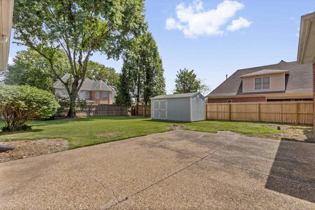 1030 COURTFIELD CV, Collierville, TN 38017