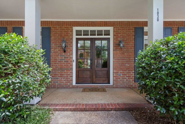 1030 COURTFIELD CV, Collierville, TN 38017