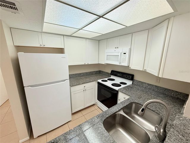 19505 QUESADA AVENUE M107, Port Charlotte, FL 33948