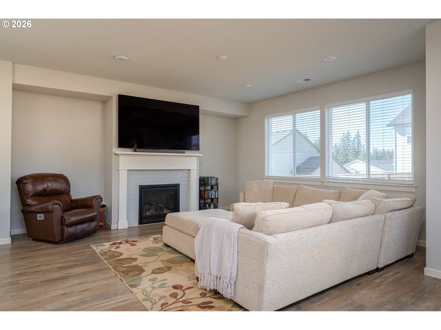 37451 PINK St, Sandy, OR 97055