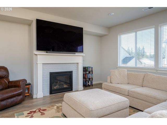 37451 PINK St, Sandy, OR 97055