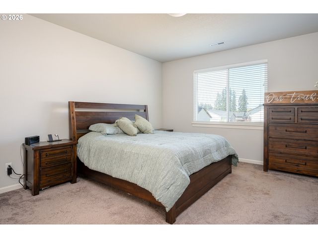 37451 PINK St, Sandy, OR 97055