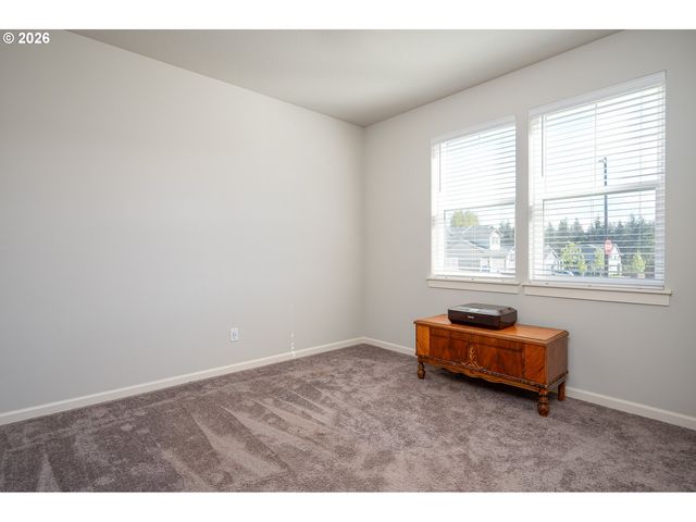 37451 PINK St, Sandy, OR 97055