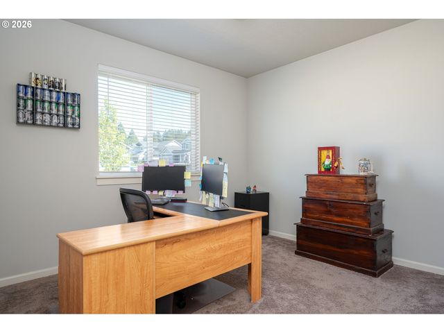 37451 PINK St, Sandy, OR 97055