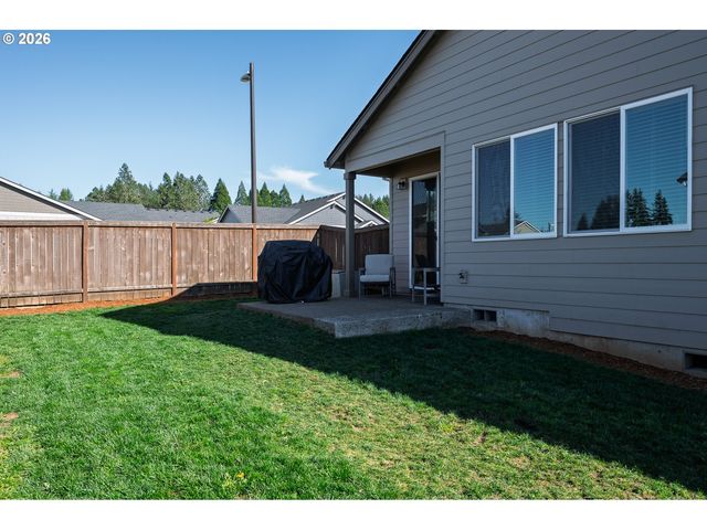 37451 PINK St, Sandy, OR 97055