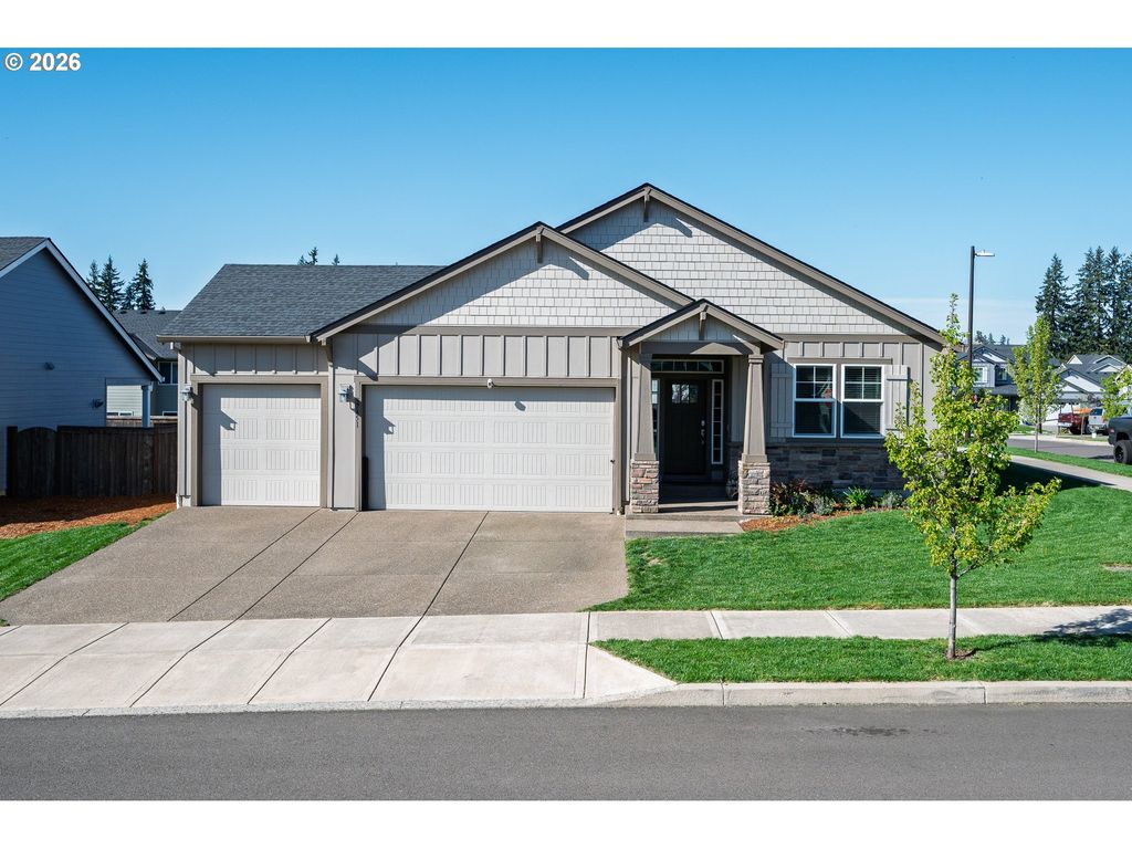 37451 PINK St, Sandy, OR 97055