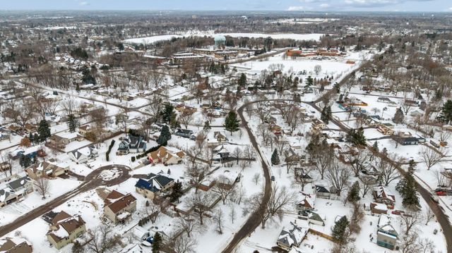 761 Bartelmy Lane N, Maplewood, MN 55119