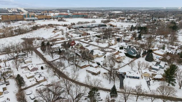 761 Bartelmy Lane N, Maplewood, MN 55119