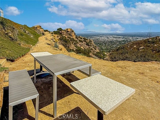 10200 Lilac, Chatsworth (los Angeles), CA 93063