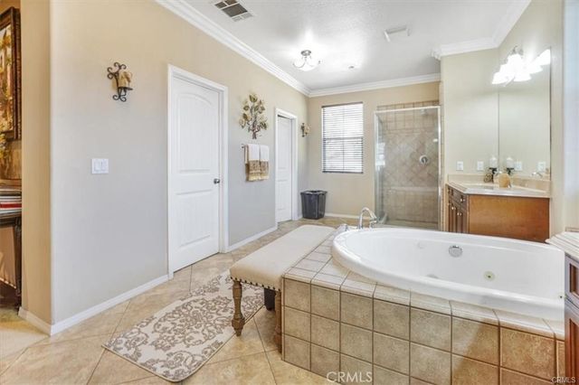5003 THORNBERRY WAY, Fontana, CA 92336
