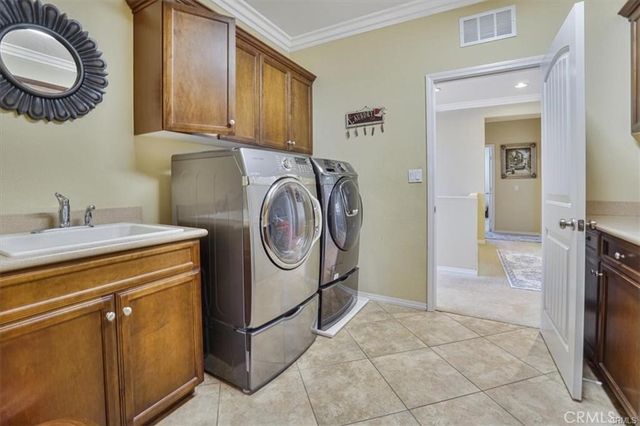 5003 THORNBERRY WAY, Fontana, CA 92336