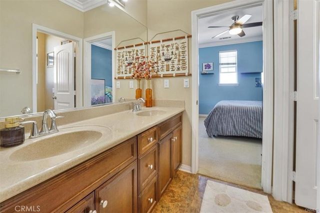 5003 THORNBERRY WAY, Fontana, CA 92336