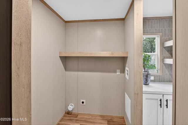 108 Pond View Circle, Hampstead, NC 28443