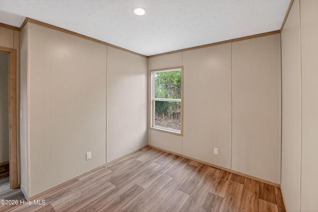 108 Pond View Circle, Hampstead, NC 28443