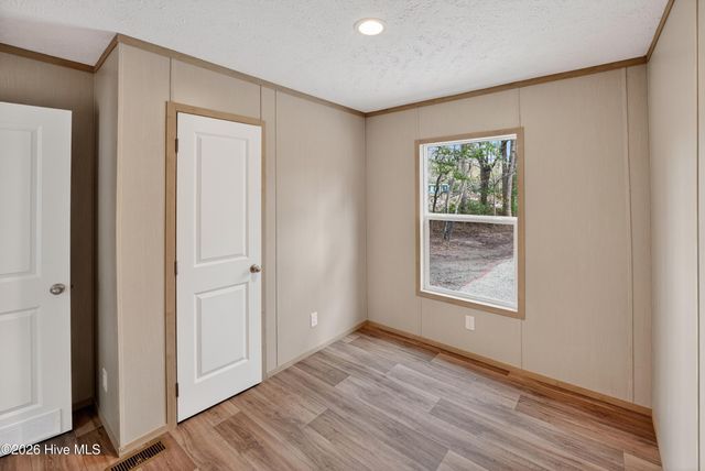 108 Pond View Circle, Hampstead, NC 28443