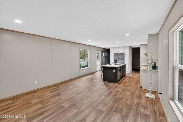 108 Pond View Circle, Hampstead, NC 28443