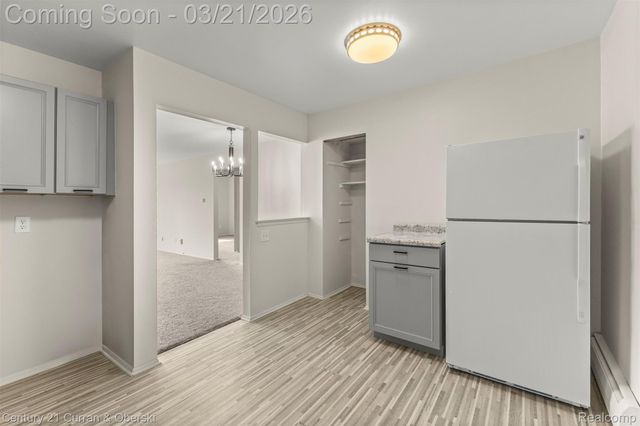 26415 W 7 Mile Road 218, Redford Charter Township, MI 48240