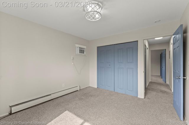 26415 W 7 Mile Road 218, Redford Charter Township, MI 48240