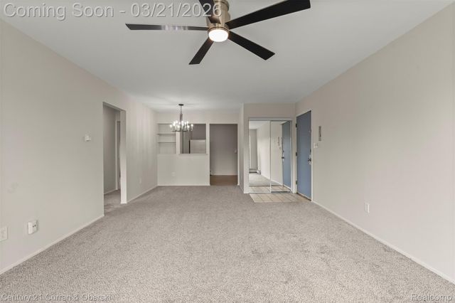 26415 W 7 Mile Road 218, Redford Charter Township, MI 48240