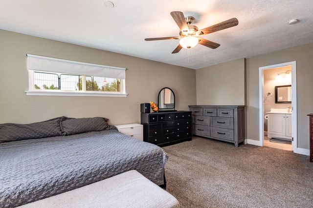 12205 Victoria Falls Drive NE, Albuquerque, NM 87111