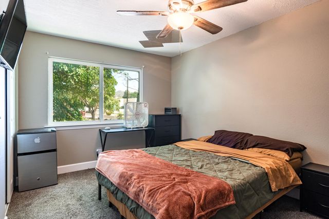 12205 Victoria Falls Drive NE, Albuquerque, NM 87111