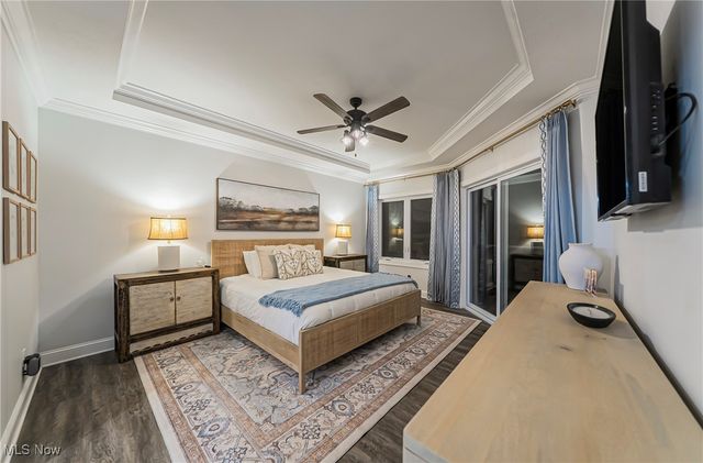 203 Whispering Shores, Vermilion, OH 44089