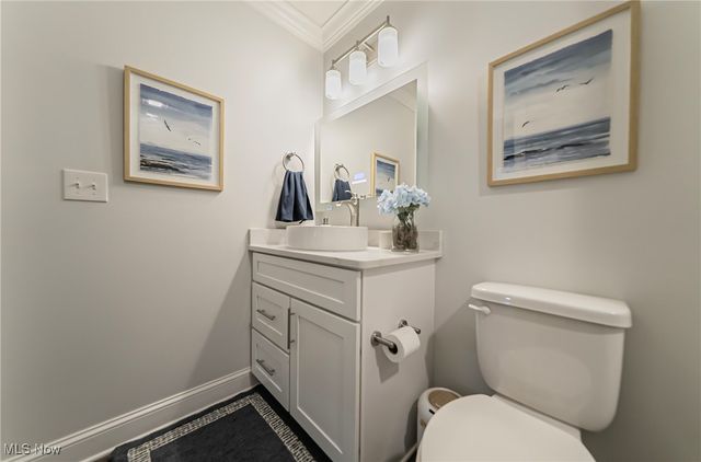 203 Whispering Shores, Vermilion, OH 44089