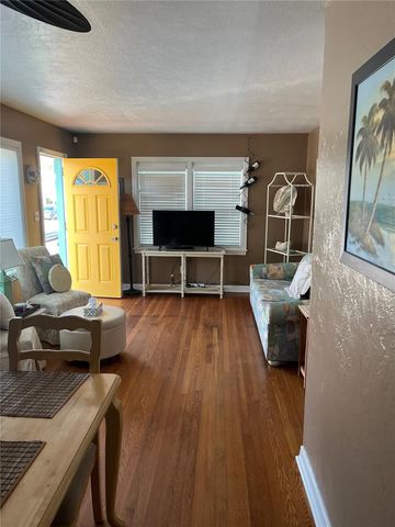 328 SEARS AVENUE, Daytona Beach, FL 32118