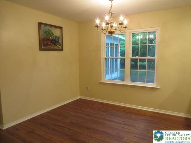 1701 Independence Court, South Whitehall Twp, PA 18104