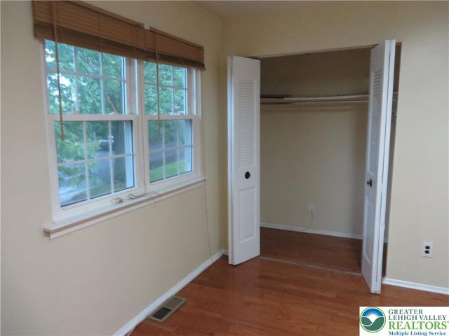 1701 Independence Court, South Whitehall Twp, PA 18104