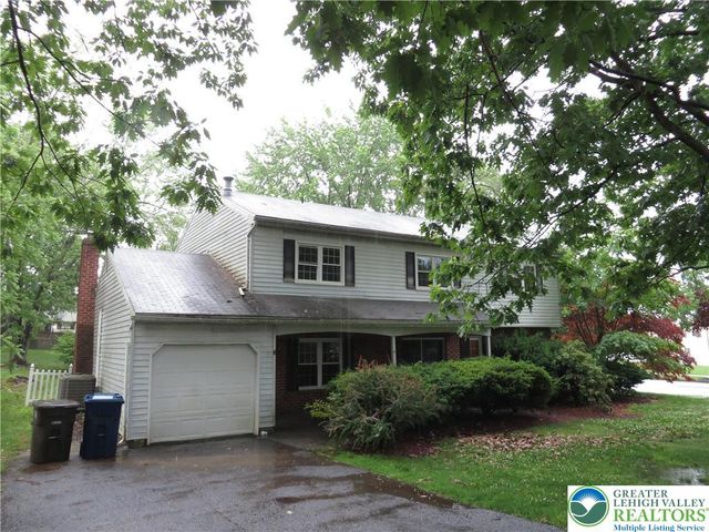 1701 Independence Court, South Whitehall Twp, PA 18104