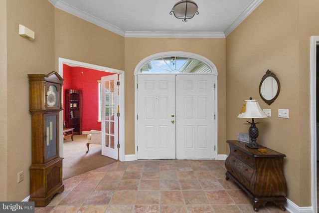 25 ELLINGTON DR, Columbus, NJ 08022