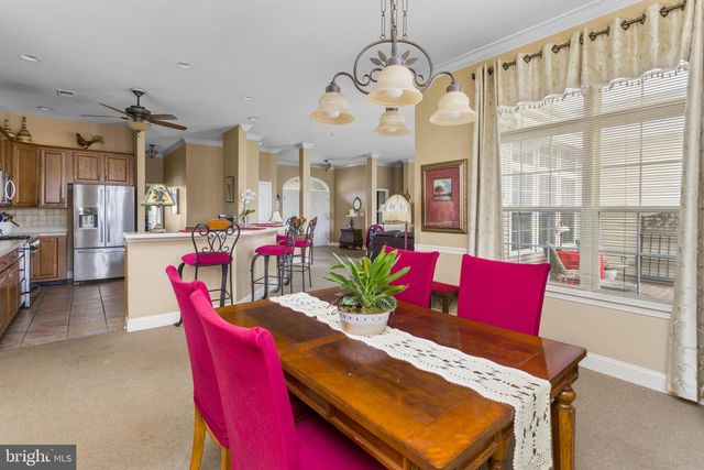 25 ELLINGTON DR, Columbus, NJ 08022