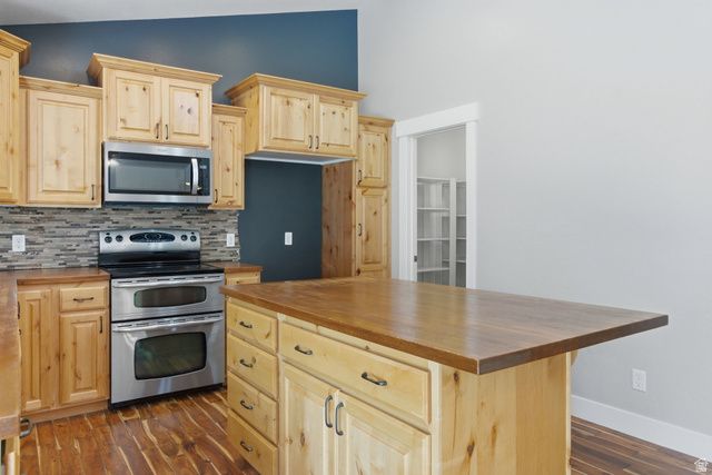 387 S 1000 E, Santaquin, UT 84655