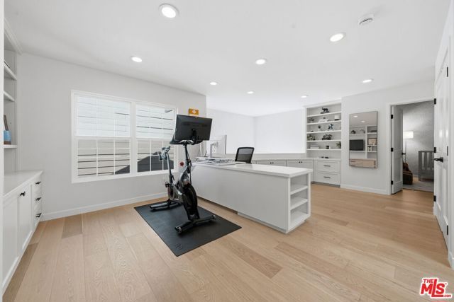 13082 Mindanao Way 27, Marina Del Rey, CA 90292