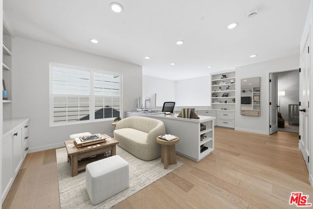 13082 Mindanao Way 27, Marina Del Rey, CA 90292