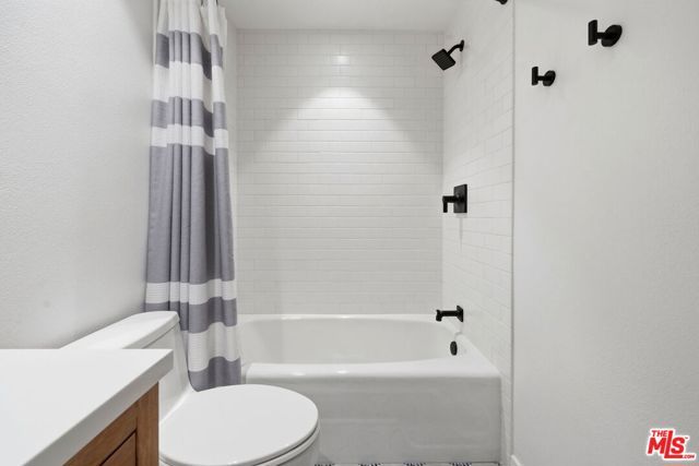 13082 Mindanao Way 27, Marina Del Rey, CA 90292