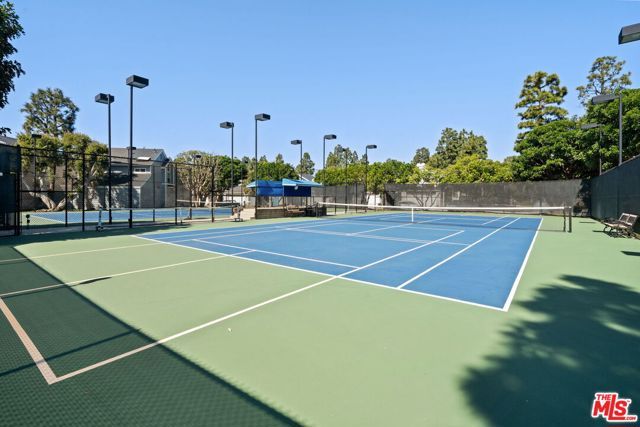 13082 Mindanao Way 27, Marina Del Rey, CA 90292