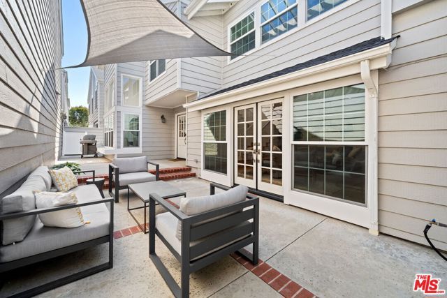 13082 Mindanao Way 27, Marina Del Rey, CA 90292
