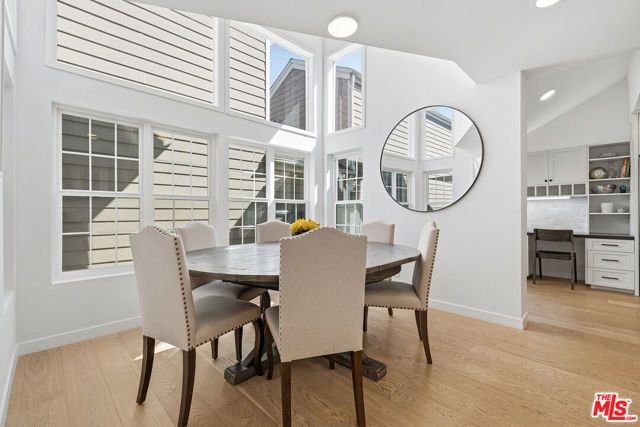 13082 Mindanao Way 27, Marina Del Rey, CA 90292