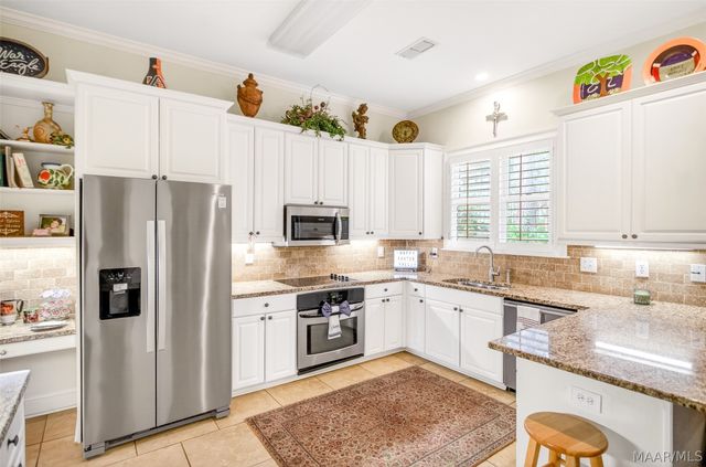 9846 Wynchase Circle, Montgomery, AL 36117