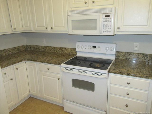 3346-11 Harbour Pointe Place, Fayetteville, NC 28314
