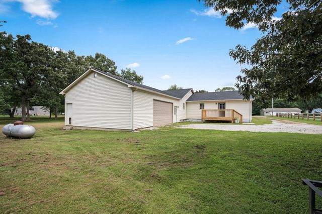 337 Allie Boynton Dr, Manchester, TN 37355
