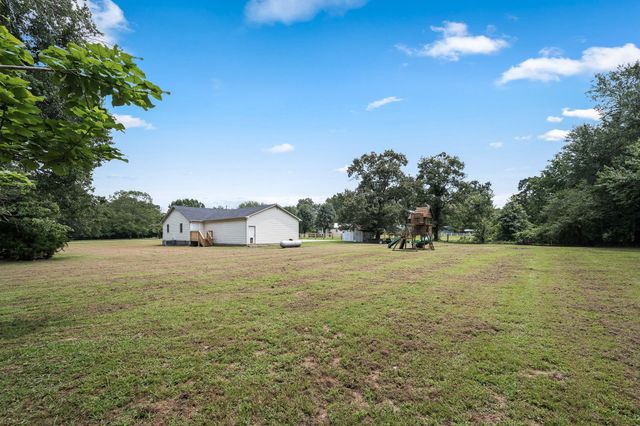 337 Allie Boynton Dr, Manchester, TN 37355